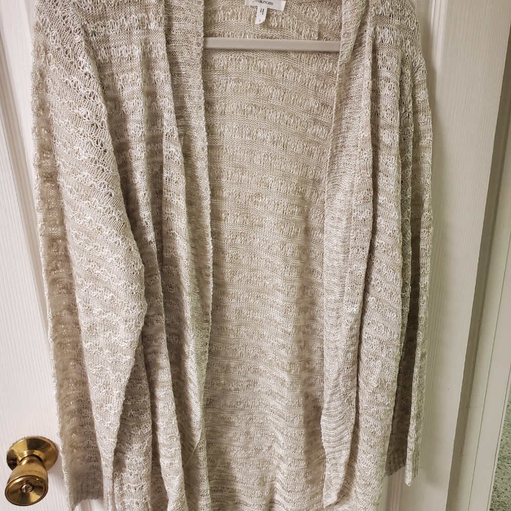 NWOT Maurice's sweater